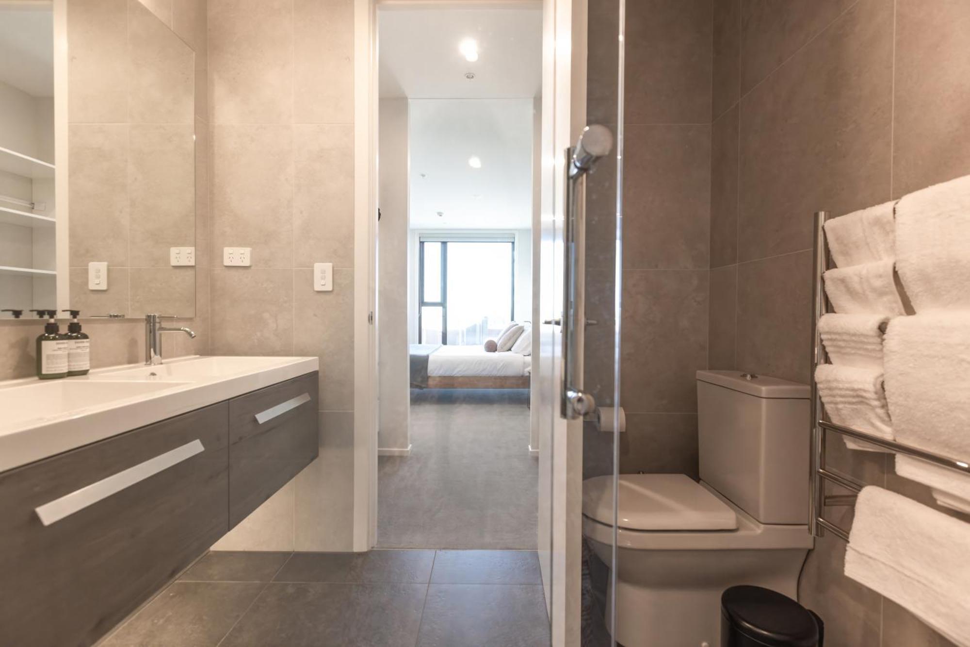 Luxury 2 Bedroom Cbd Apartment With Free Parking Christchurch Extérieur photo